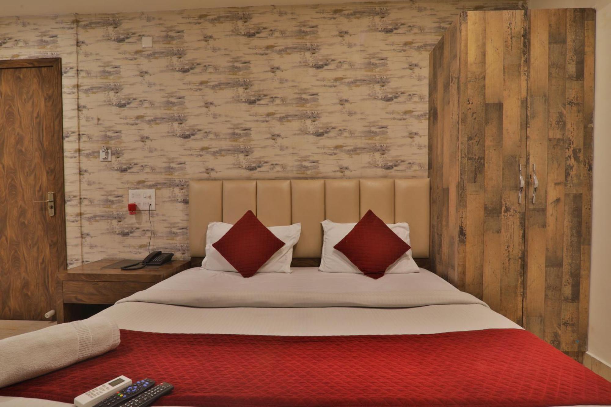 4everstay By Janki Luxury & Spacious Family In *